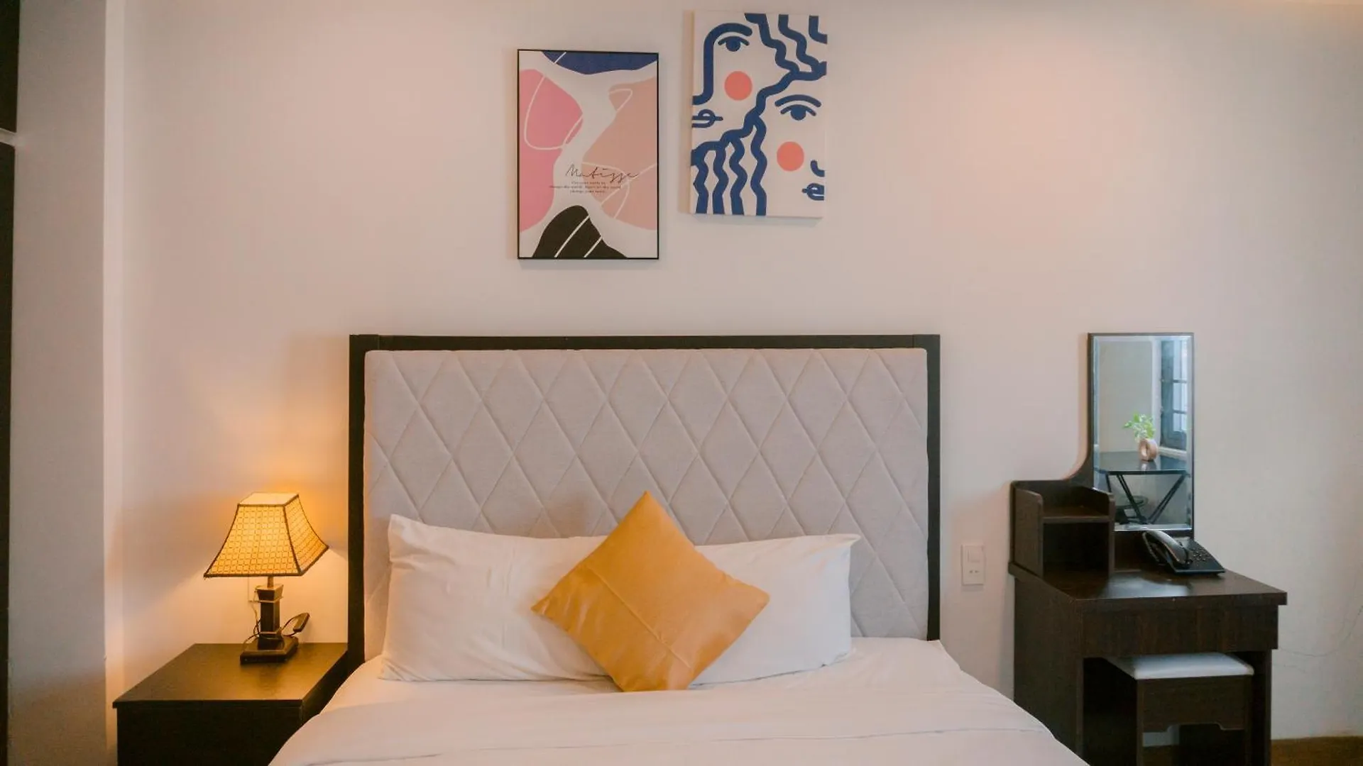 Horizon Front Beach Hotel Danang Da Nang