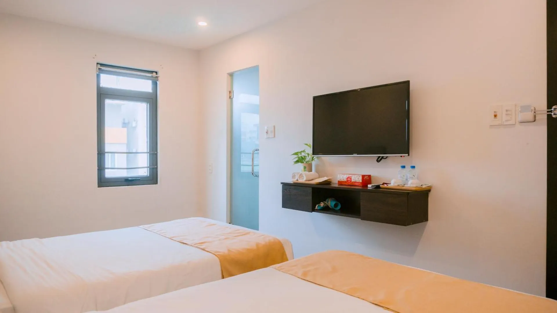 Horizon Front Beach Hotel Danang 3*, Da Nang