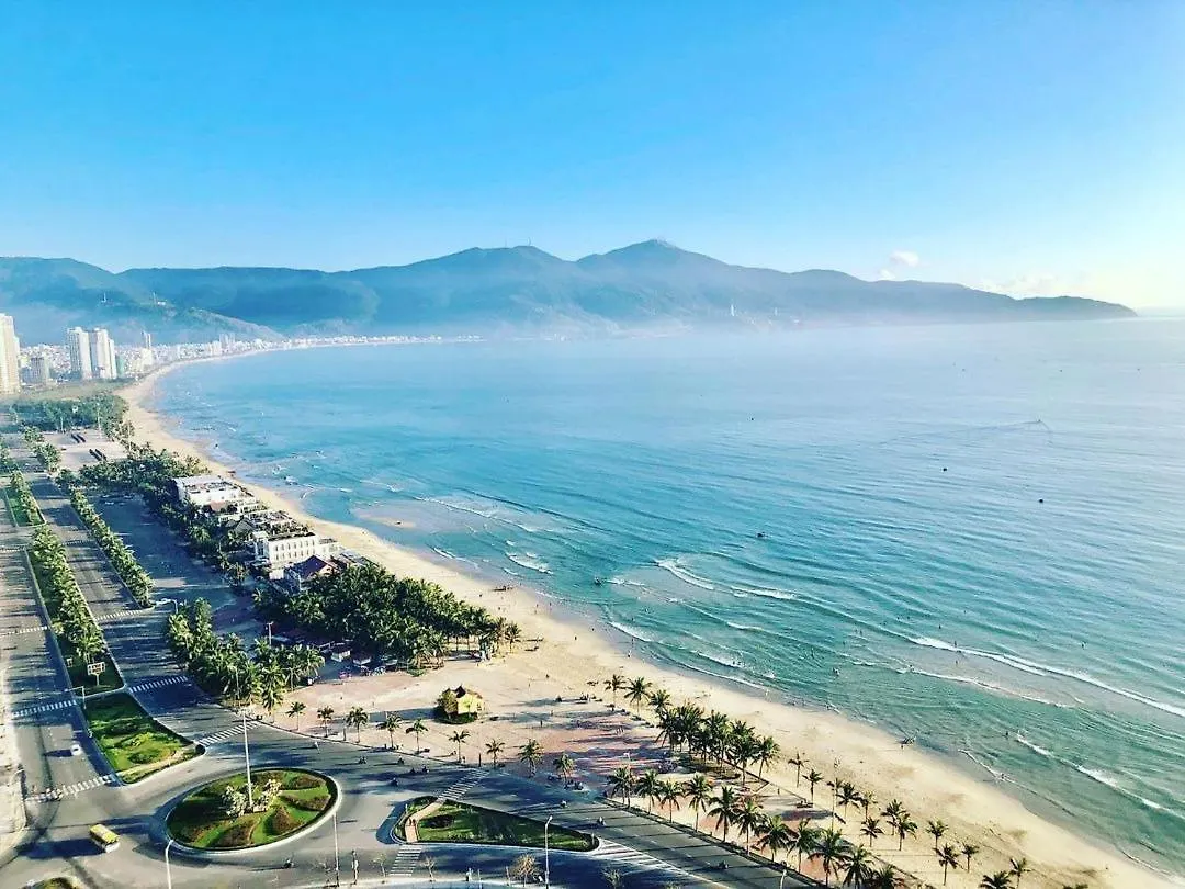 Horizon Front Beach Hotel Danang